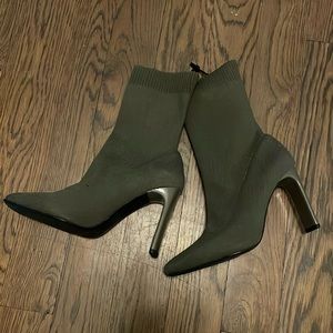 Never worn Zara sock boots high heel khaki green size 39 8.5